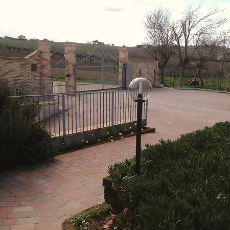 Agriturismo Bio Verde Armonia مونتيهمارثيانو